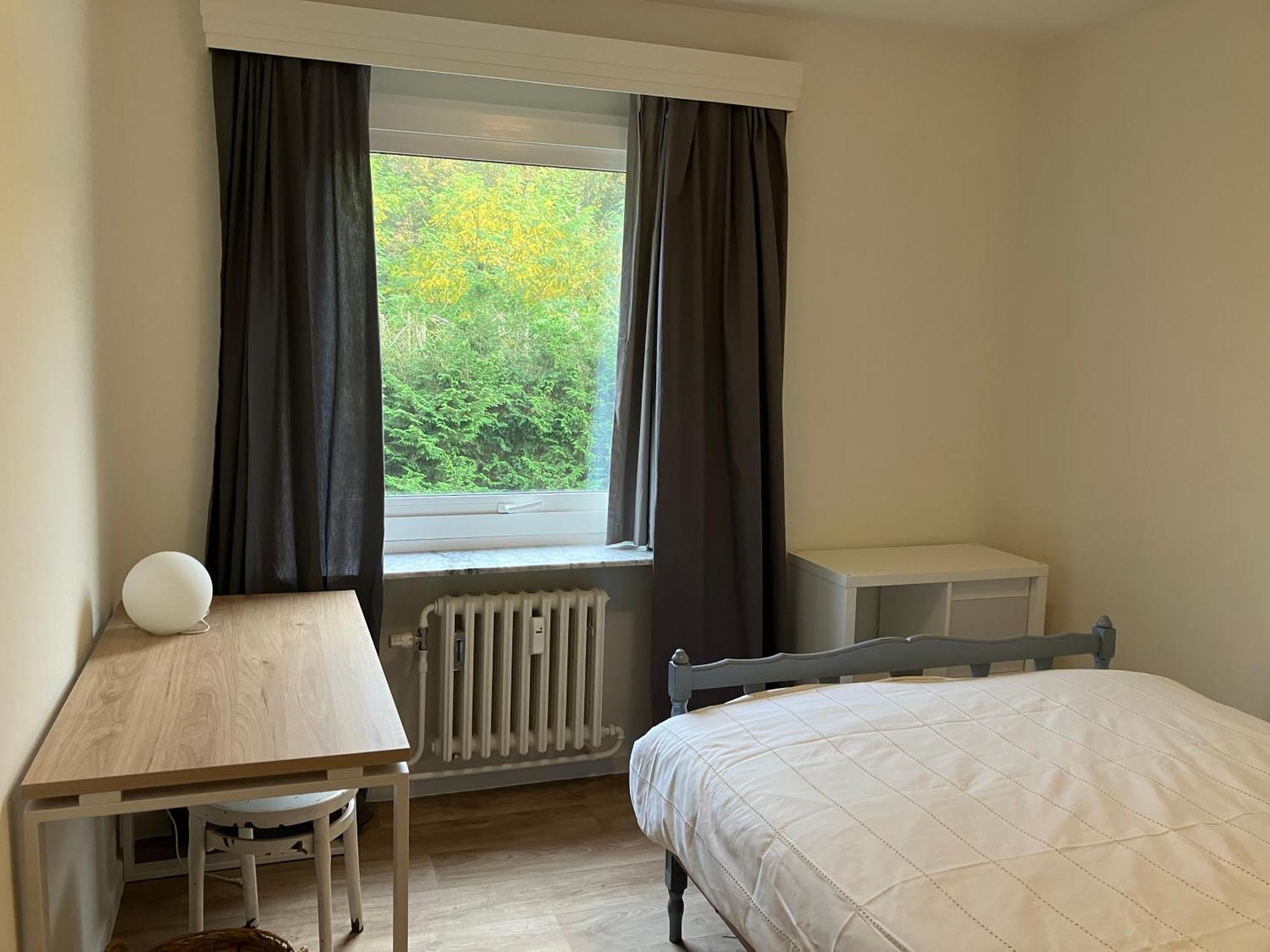 Next To Arenberg Castle Leuven, 3 Bedroom With Garage Appartement *