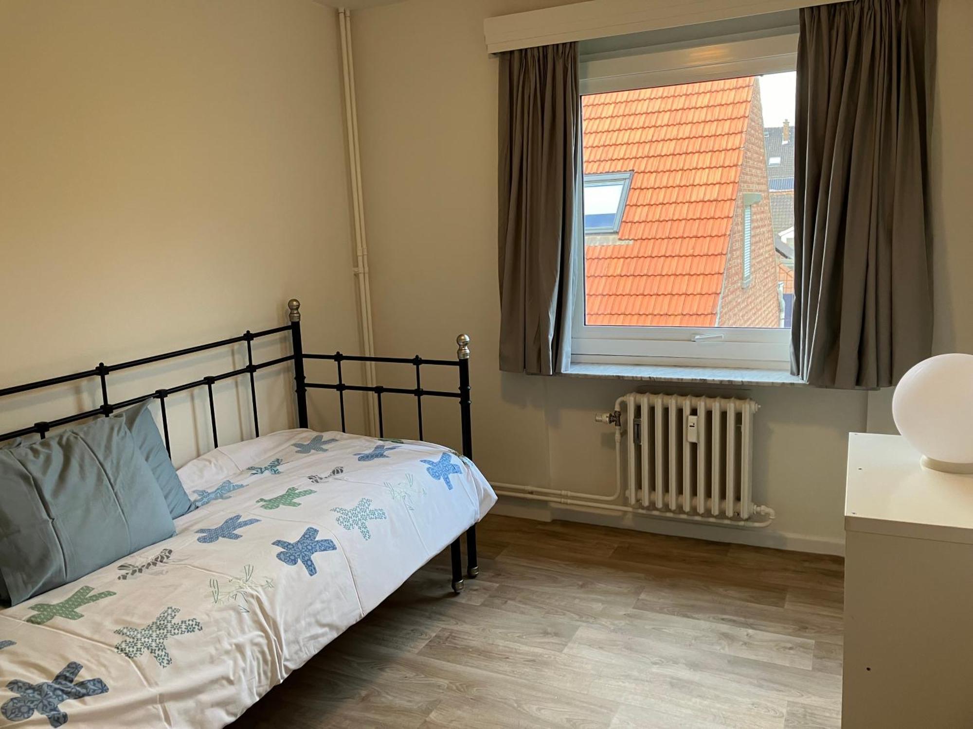 Next To Arenberg Castle Leuven, 3 Bedroom With Garage Appartement *